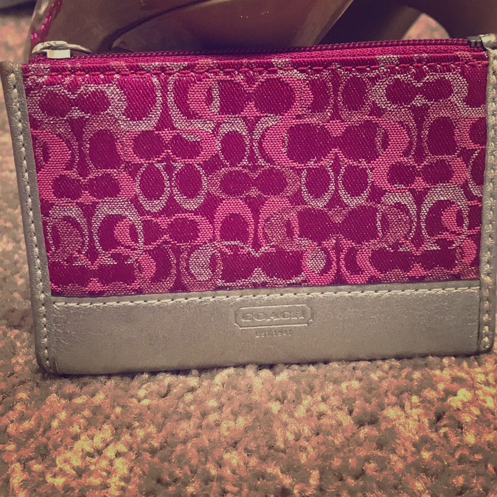 [Send Offers] Coach coin purse